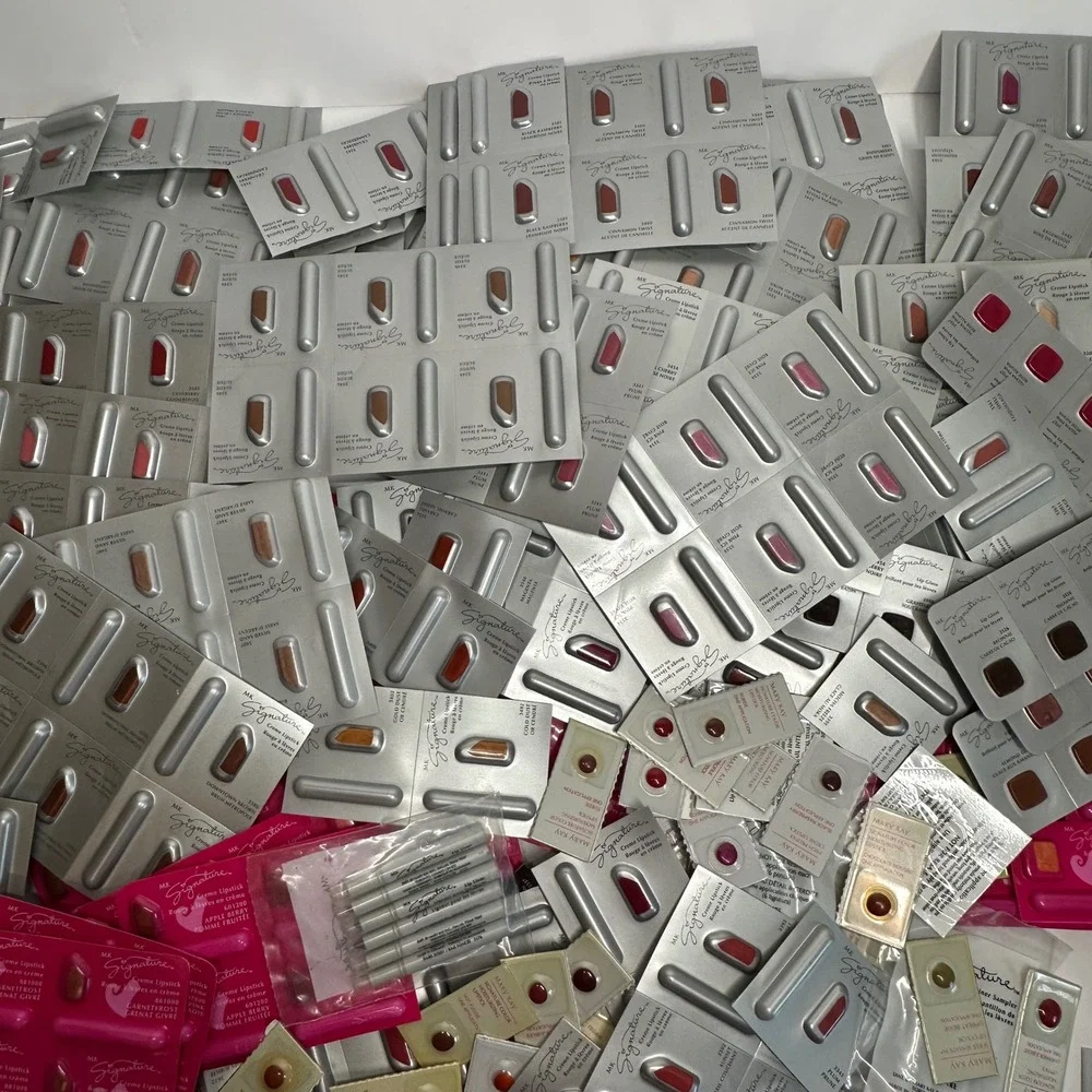 Mary Kay Lipstick Lip Gloss Sample‎ Lot Bulk Vintage NOS Makeup Mixed Shades
